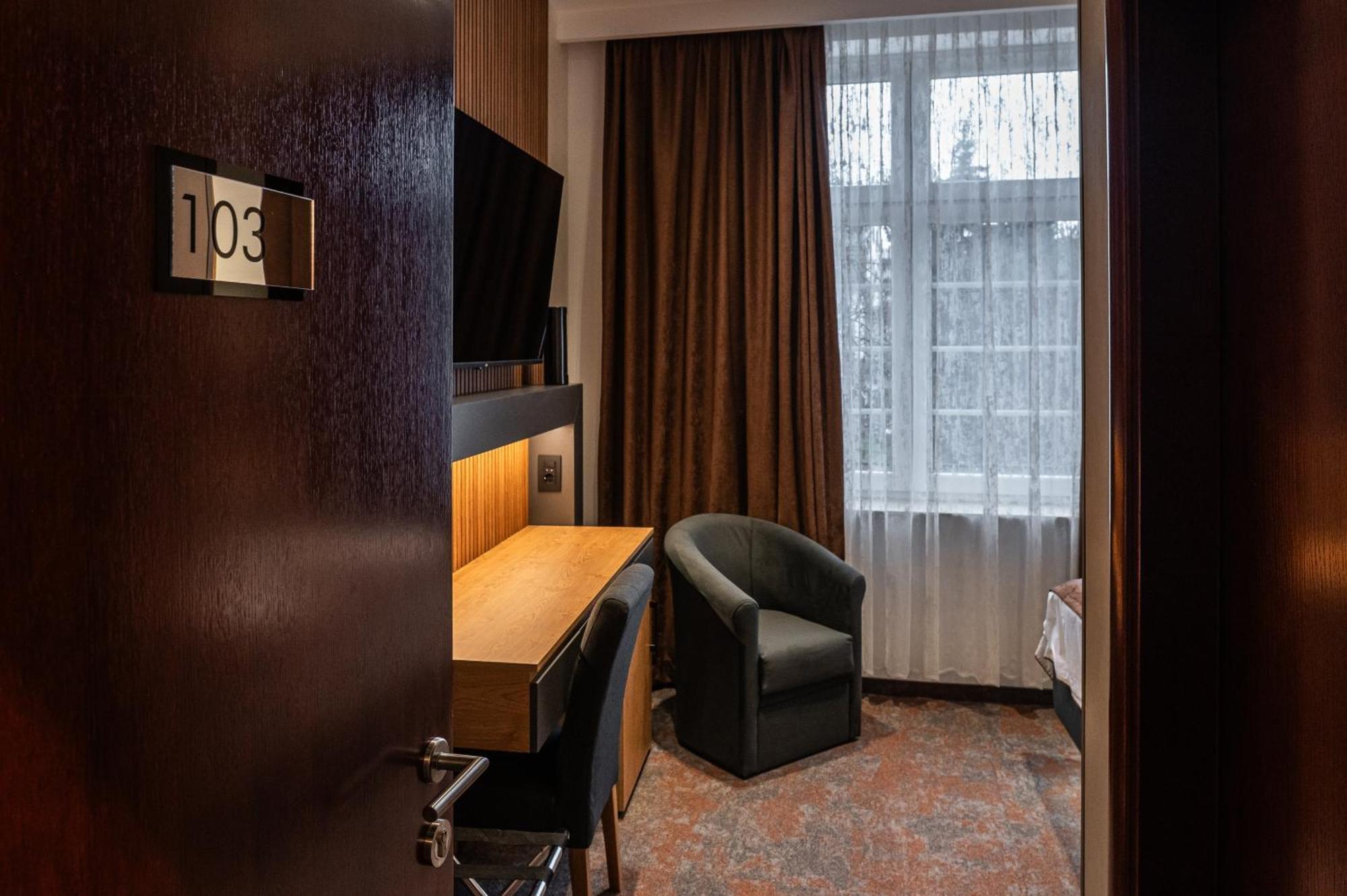 Hotel Alibi Šabac Zimmer foto