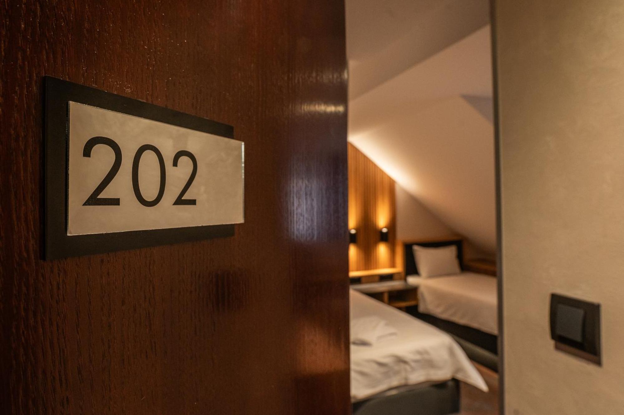 Hotel Alibi Šabac Zimmer foto